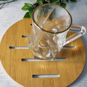 قاعدة خشبية محفورة CNC