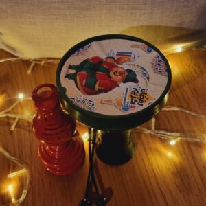 طبلة حجم صغير  مع فانوس بلاستيكي مضيئ