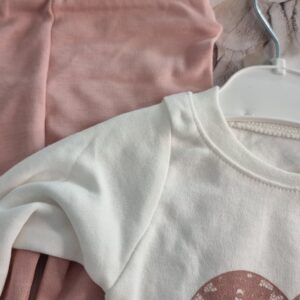 طقم بناتي 3 شهور