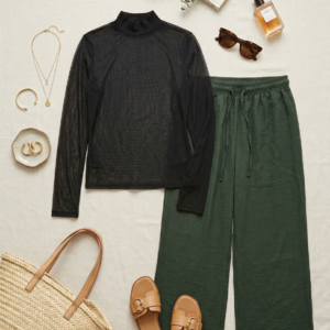 لوك صيفي قطعتين سايز ميديوم