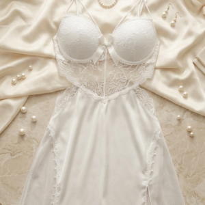 بيبي دول بلمسة بيضاء أنثوية ناعمة بلبس S/M