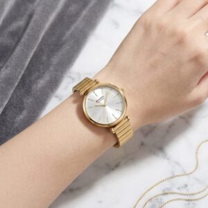 ساعة يد نسائية ماركة CURREN ذهبية فخمة