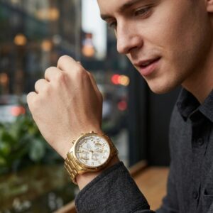 ساعة فاخرة من IBSO  ذهبية ملوكيّة