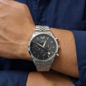 ساعة يد IBSO رجالية بلمساتها الفضية الفاخرة⁩ مينا اسود