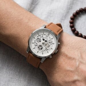 ساعة يد IBSO رجالية بسوار شمواه ترابي بتصميم أنيق