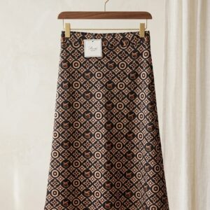 تنورة ستان ثقيل لارج