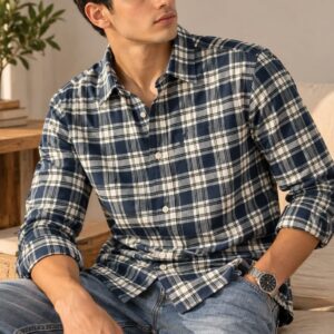 قميص شبابي  سايز سمول SLIM FIT ماركة AMERICAN EAGLE